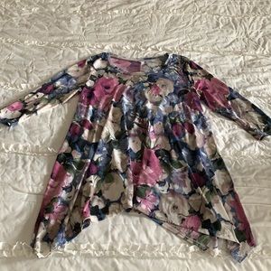 Jules and James Floral Tunic Top